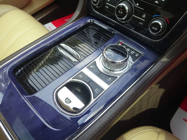 Used Jaguar XJ 2011 for sale - 75575474: Photo 24