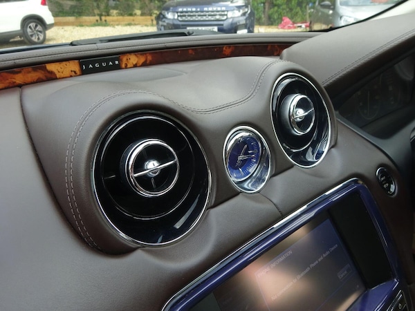 Used Jaguar XJ 2011 for sale - 75575474: Photo 38