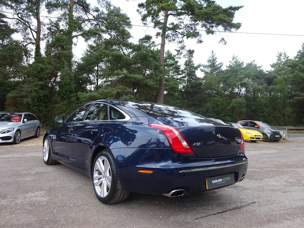Used Jaguar XJ 2011 for sale - 75575474: Photo 3