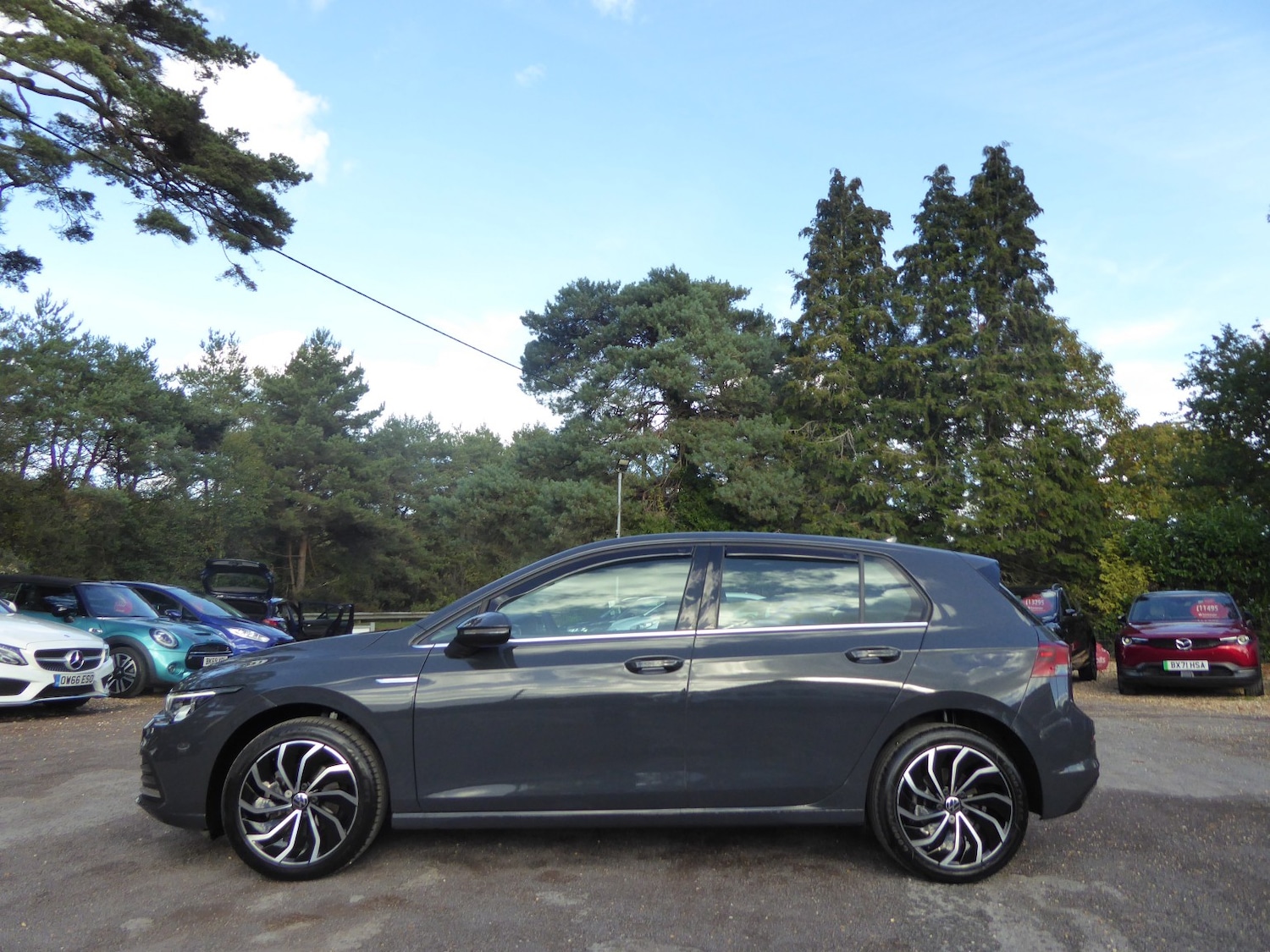 Used Volkswagen Golf 2021 for sale - 76347176: Photo 2