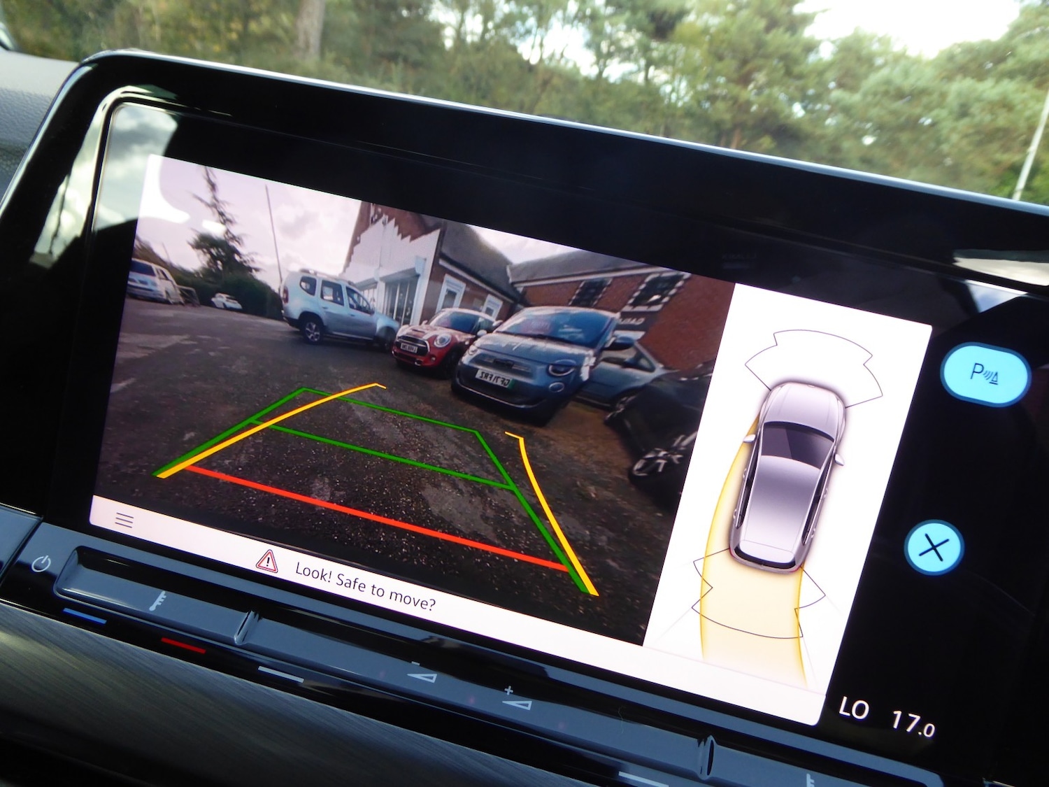 Used Volkswagen Golf 2021 for sale - 76347176: Photo 23