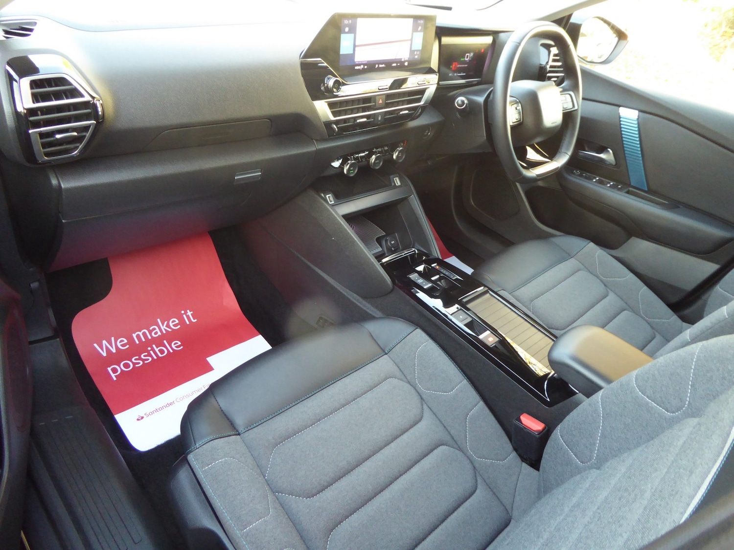 Used Citroen e-C4 2023 for sale - 76605692: Photo 10