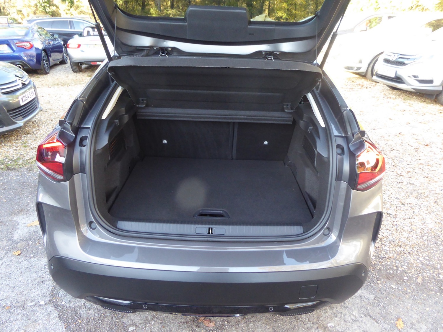 Used Citroen e-C4 2023 for sale - 76605692: Photo 13