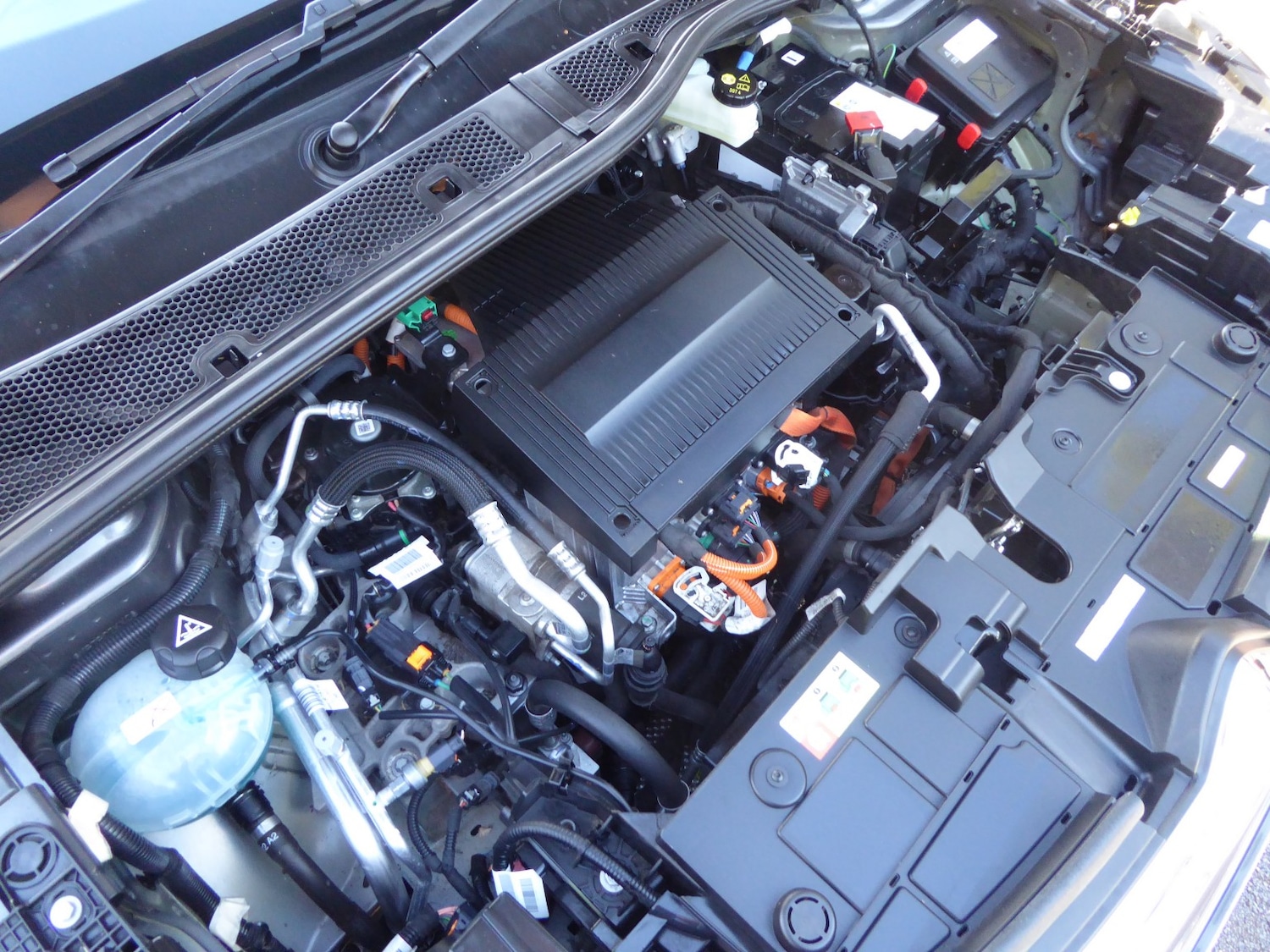 Used Citroen e-C4 2023 for sale - 76605692: Photo 43