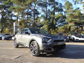 Used Citroen e-C4 2023 for sale - 76605692: Photo