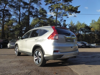 Used Honda CR-V 2016 for sale - 76769565: Photo