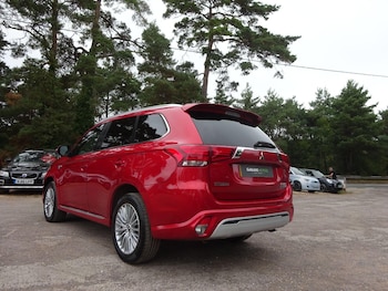 Used Mitsubishi Outlander 2020 for sale - 75575454: Photo