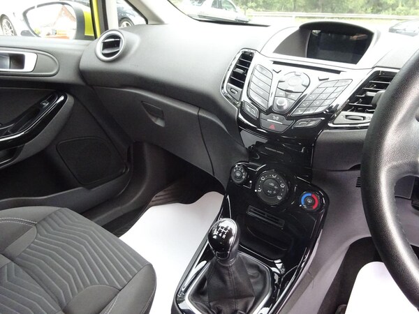 Used Ford Fiesta 2015 for sale - 75529923: Photo 16
