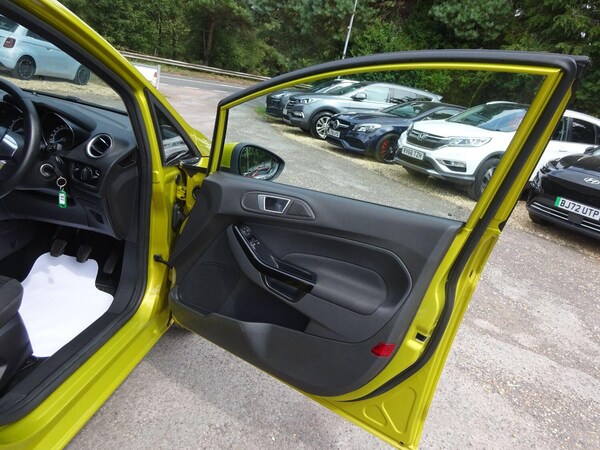 Used Ford Fiesta 2015 for sale - 75529923: Photo 23