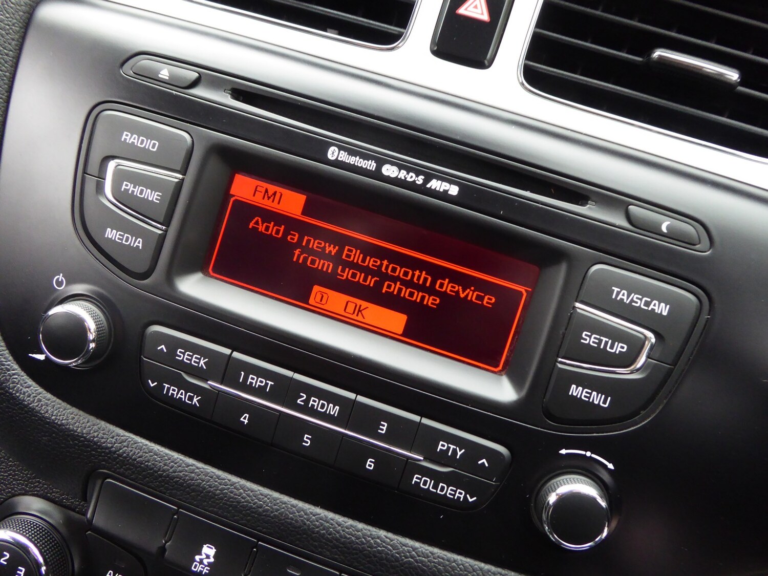 Used Kia Pro Ceed 2015 for sale - 76655972: Photo 17