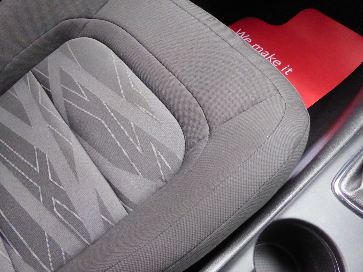 Used Kia Pro Ceed 2015 for sale - 76655972: Photo 21