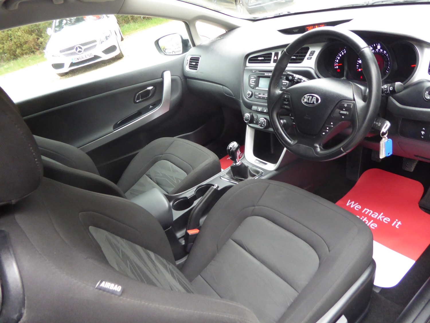 Used Kia Pro Ceed 2015 for sale - 76655972: Photo 8