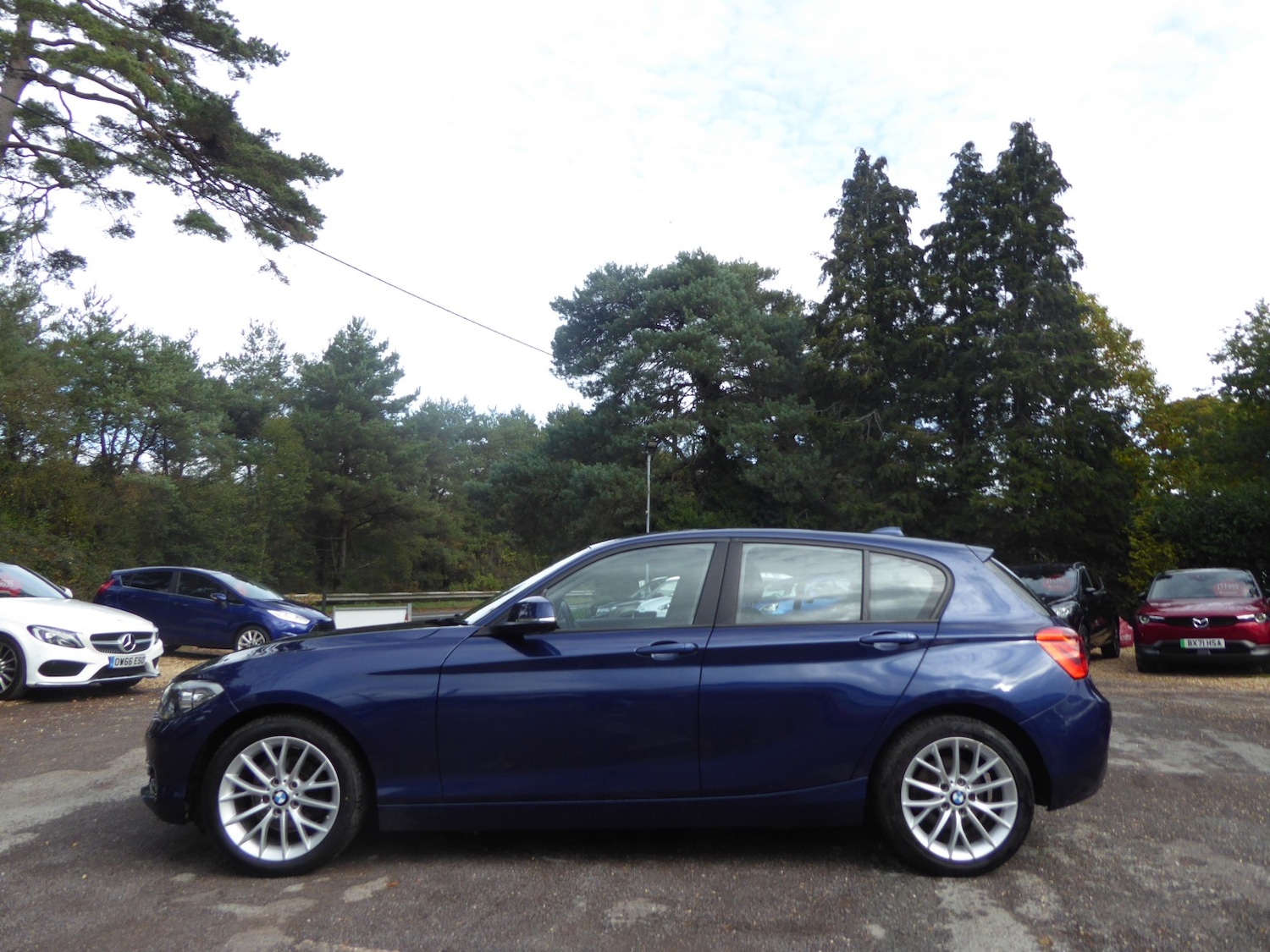 Used BMW 1 Series 2017 for sale - 76334832: Photo 2