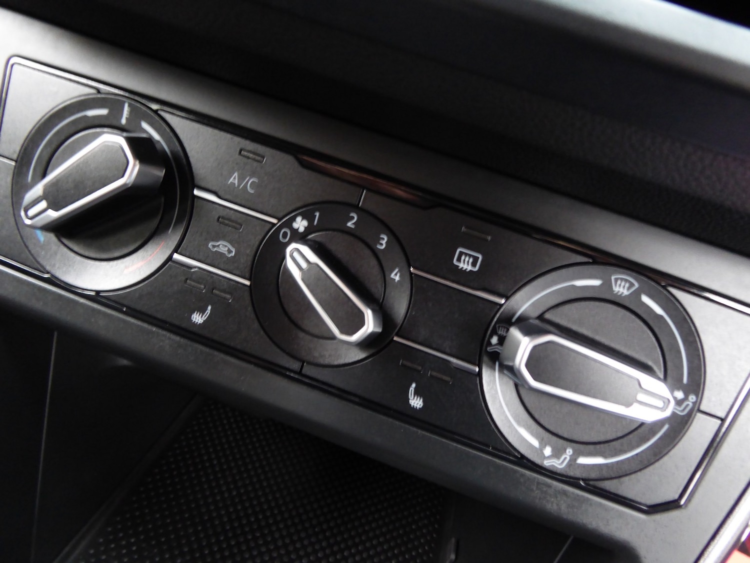 Used Volkswagen Polo 2020 for sale - 76482853: Photo 18