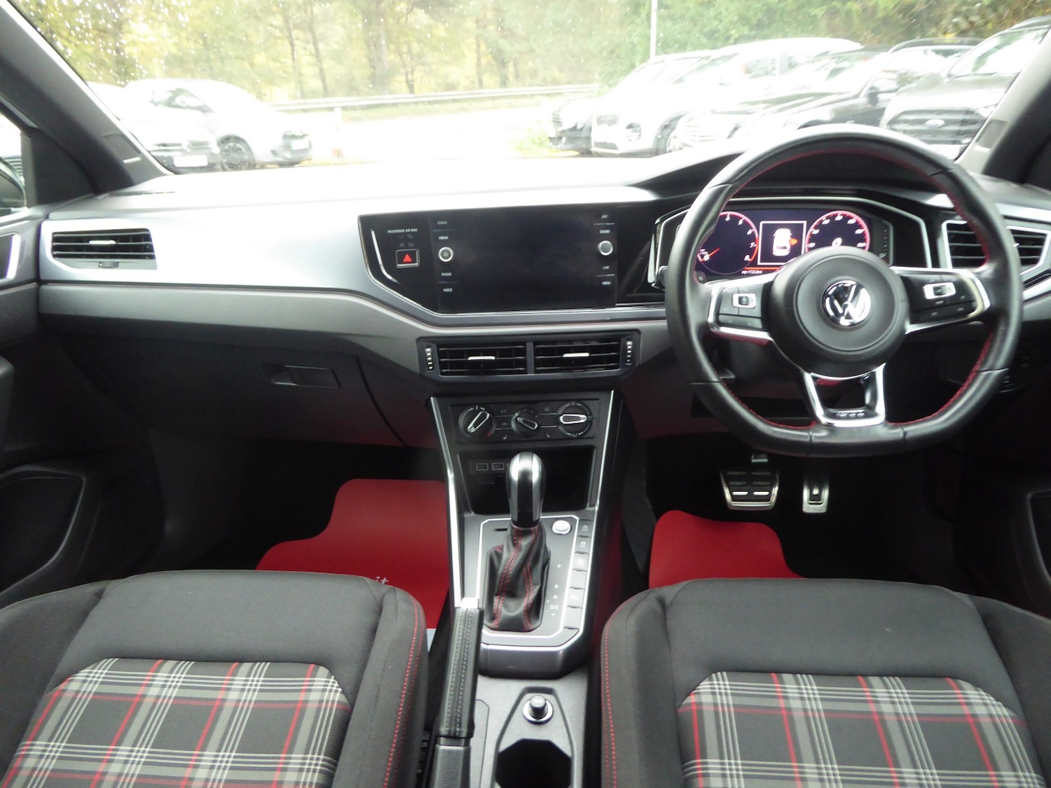 Used Volkswagen Polo 2020 for sale - 76482853: Photo 9