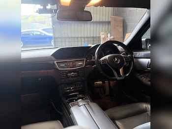 Used Mercedes-Benz E Class 2013 for sale - 78978523: Photo