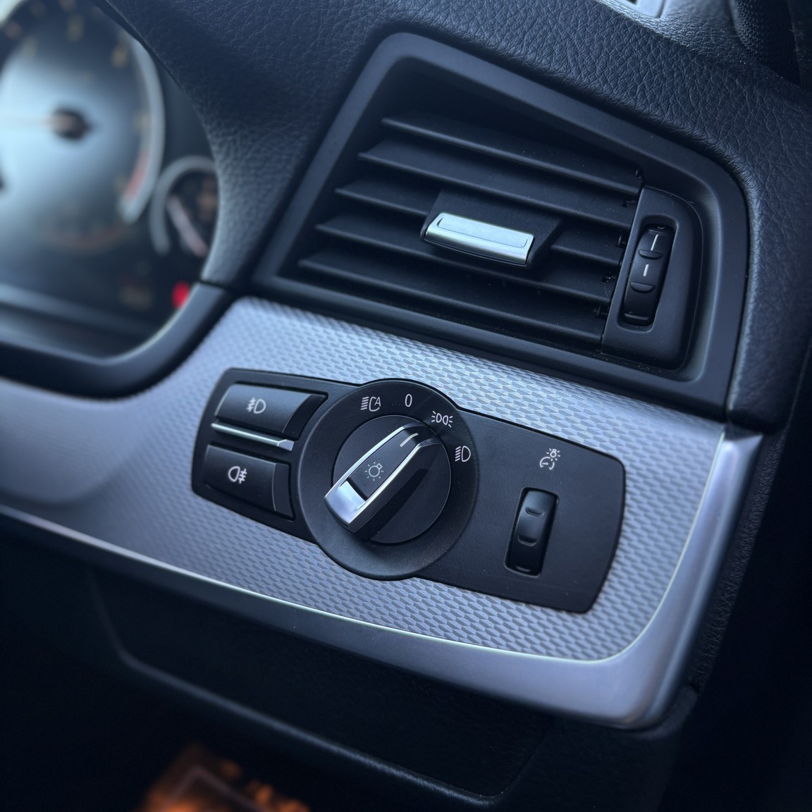 Used BMW 5 Series 2016 for sale - 76699367: Photo 33