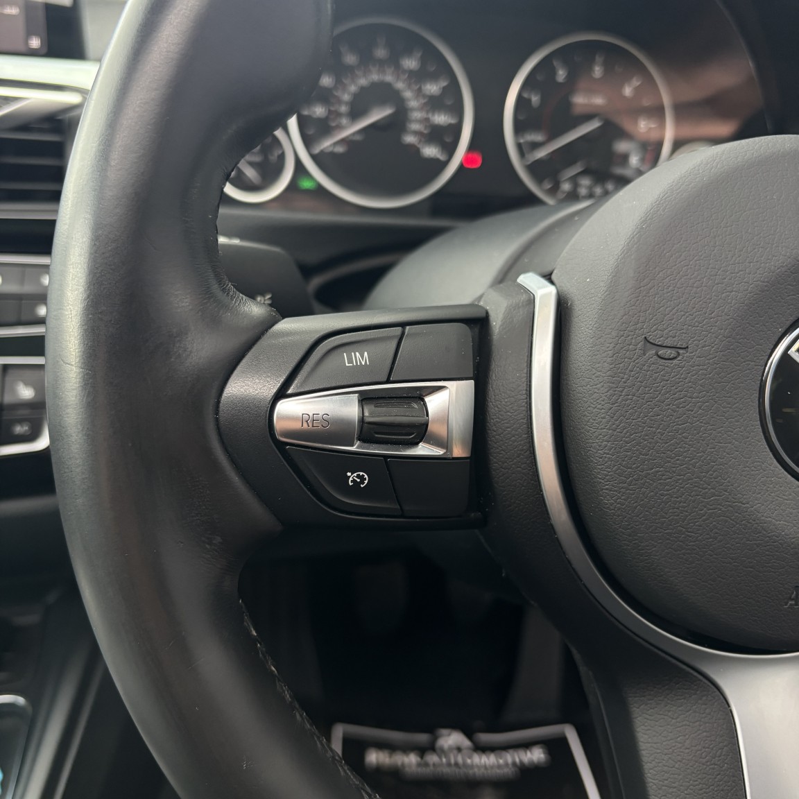 Used BMW 3 Series 2017 for sale - 76751824: Photo 22