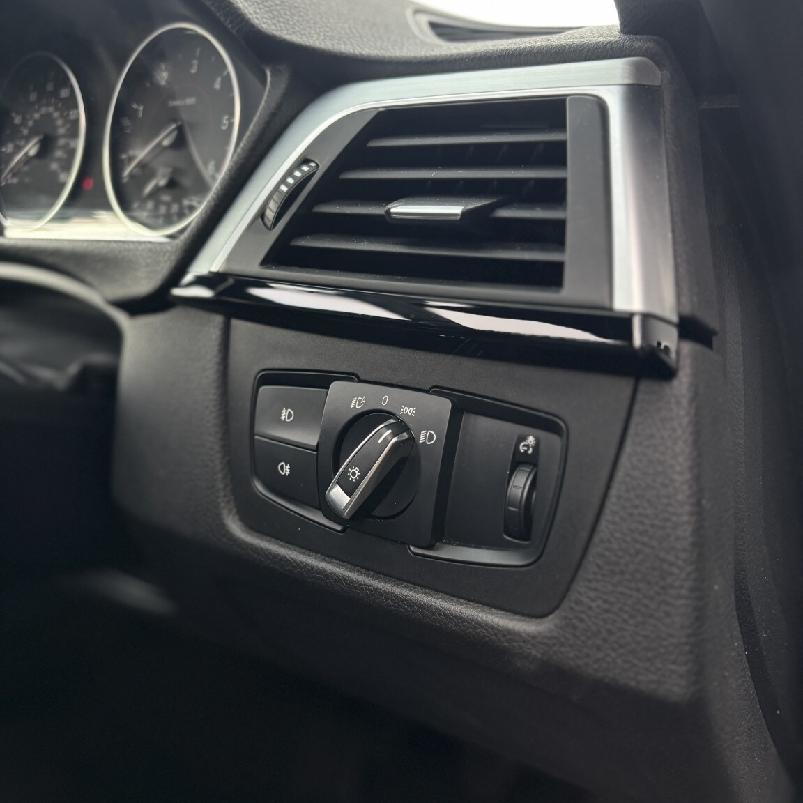 Used BMW 3 Series 2017 for sale - 76751824: Photo 26