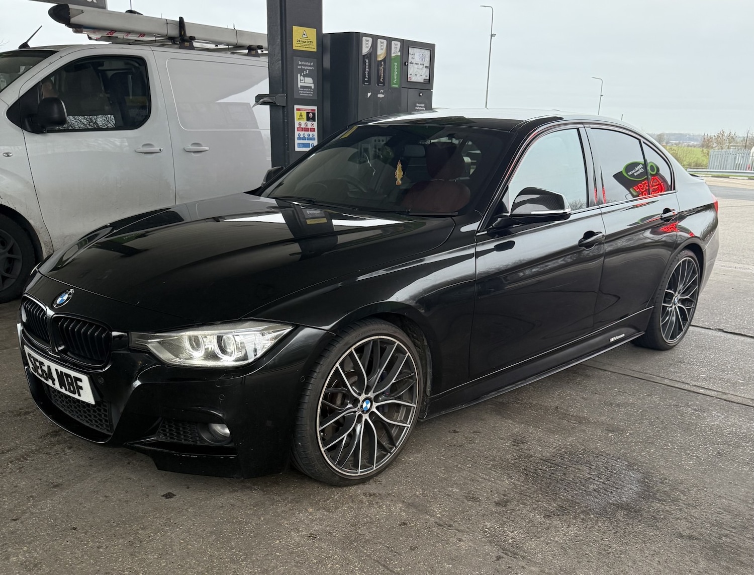 Used BMW 3 Series 2015 for sale - 77065642: Photo 1