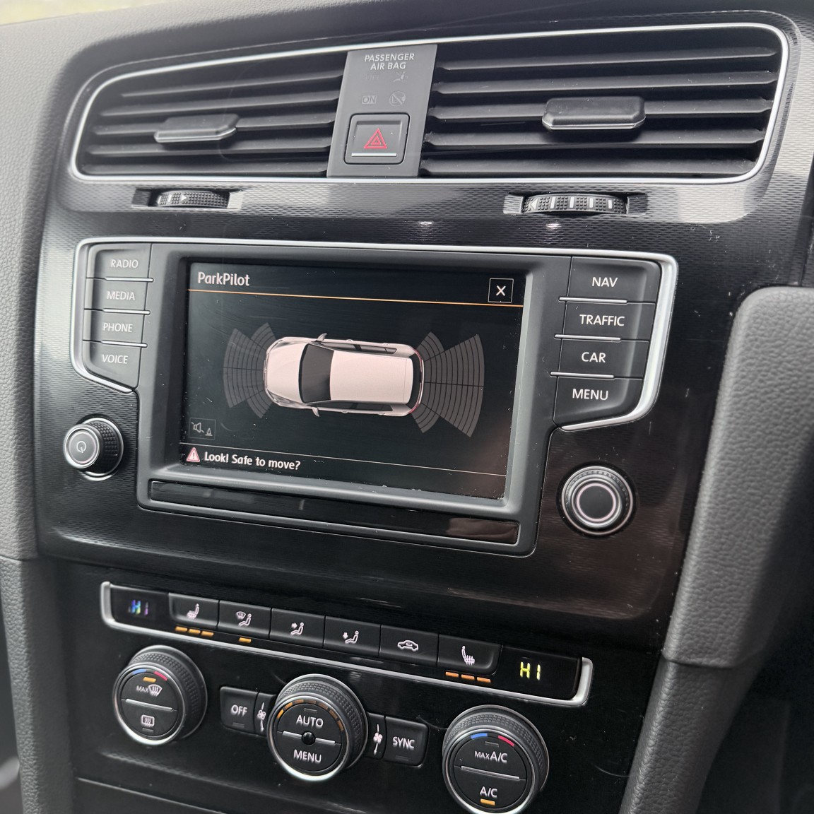 Used Volkswagen Golf 2015 for sale - 77096951: Photo 29