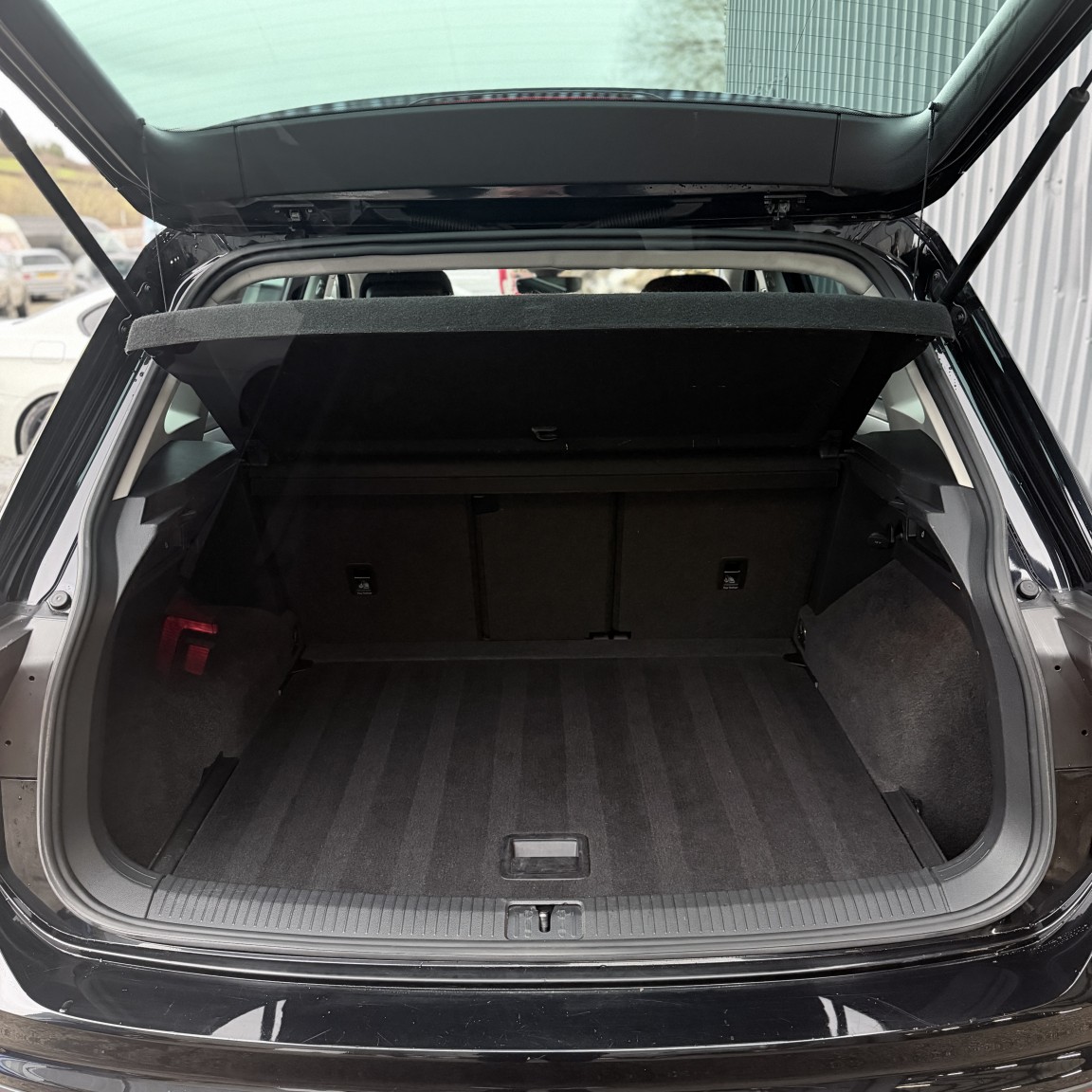 Used Volkswagen Tiguan 2019 for sale - 77662181: Photo 15