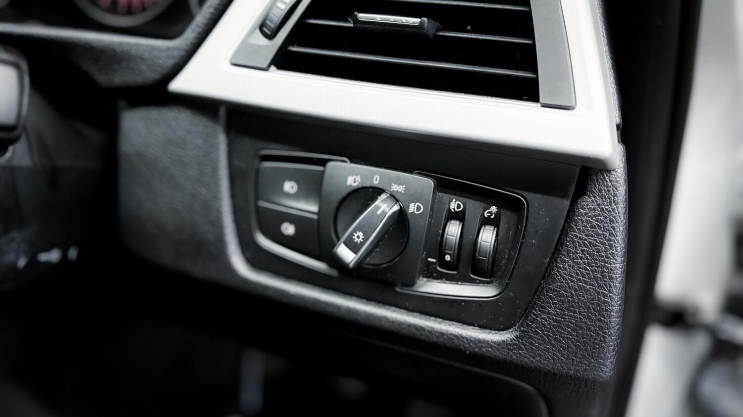 Used BMW 3 Series 2012 for sale - 76439967: Photo 15