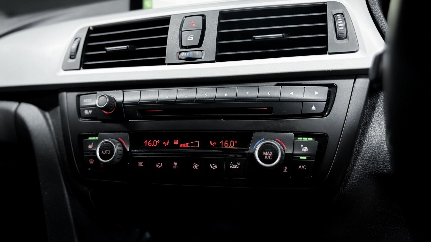 Used BMW 3 Series 2012 for sale - 76439967: Photo 17