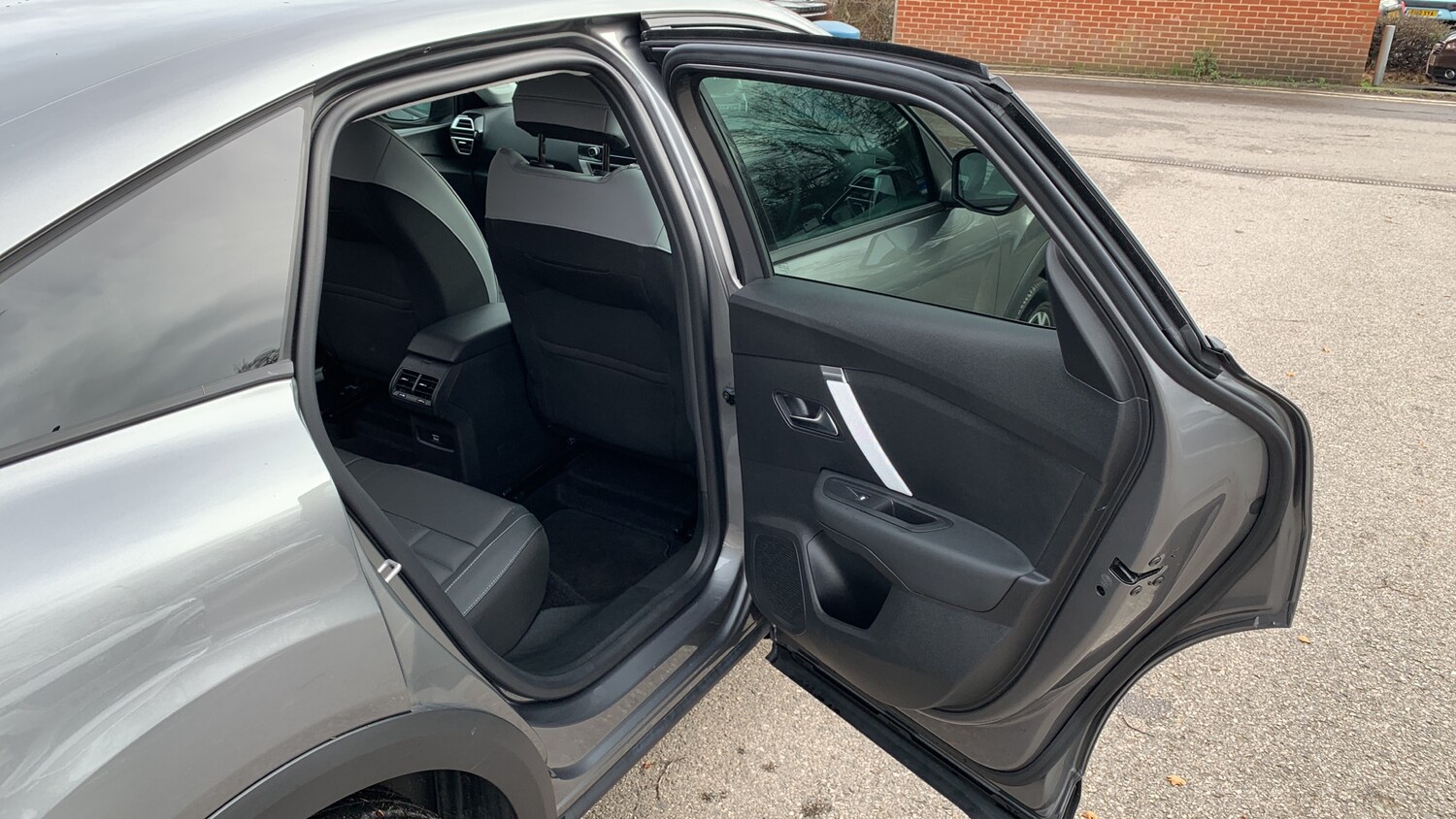 Used Citroen C4 2025 for sale - 76327685: Photo 53