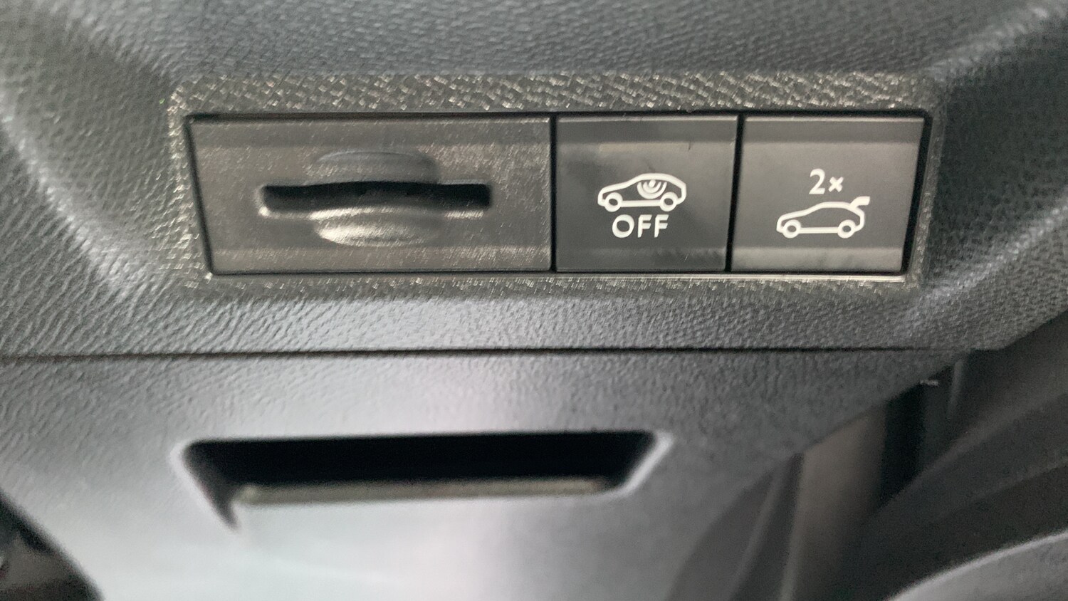 Used Peugeot 3008 2024 for sale - 75840902: Photo 34