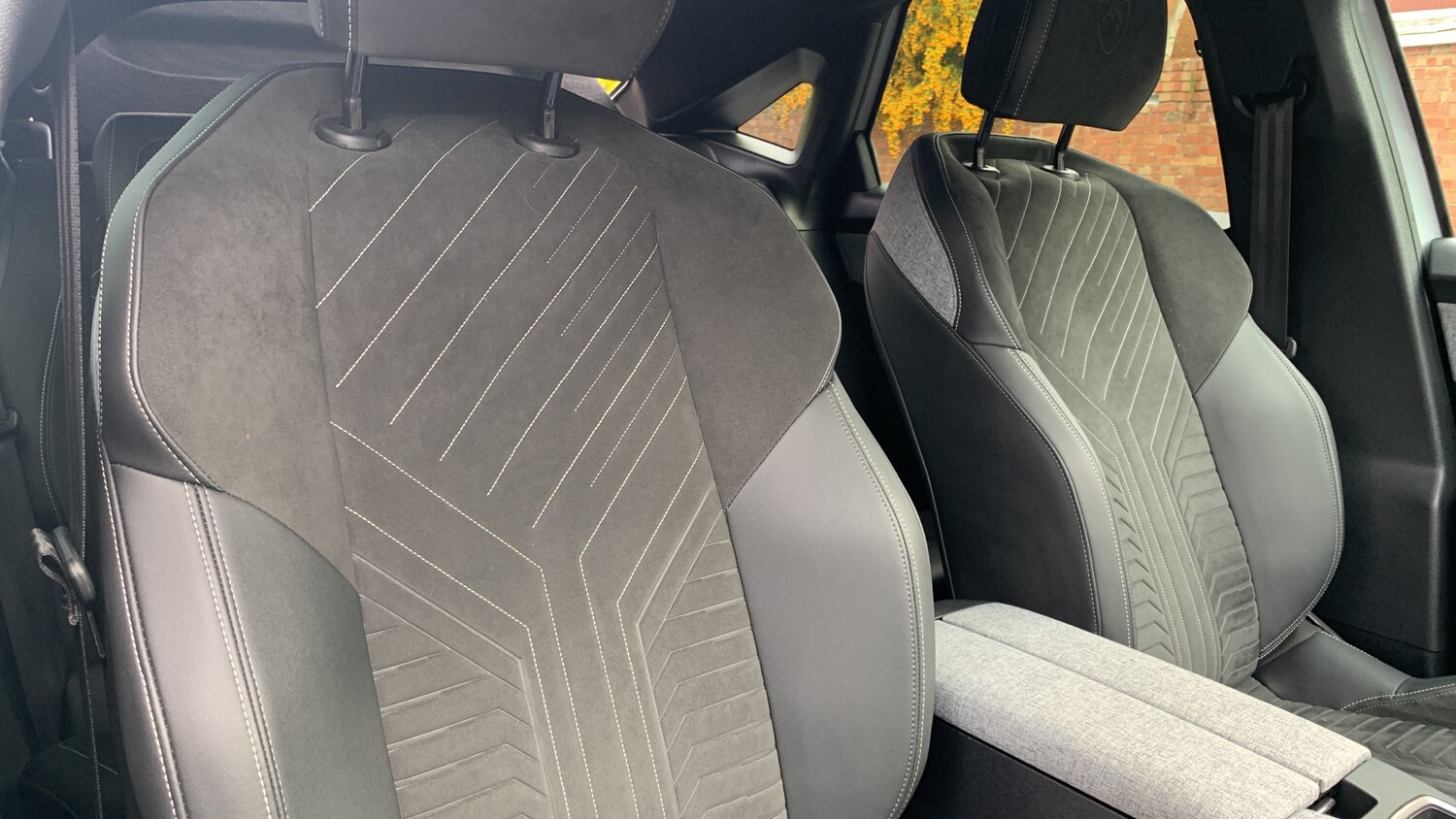 Used Peugeot 3008 2024 for sale - 75840902: Photo 42