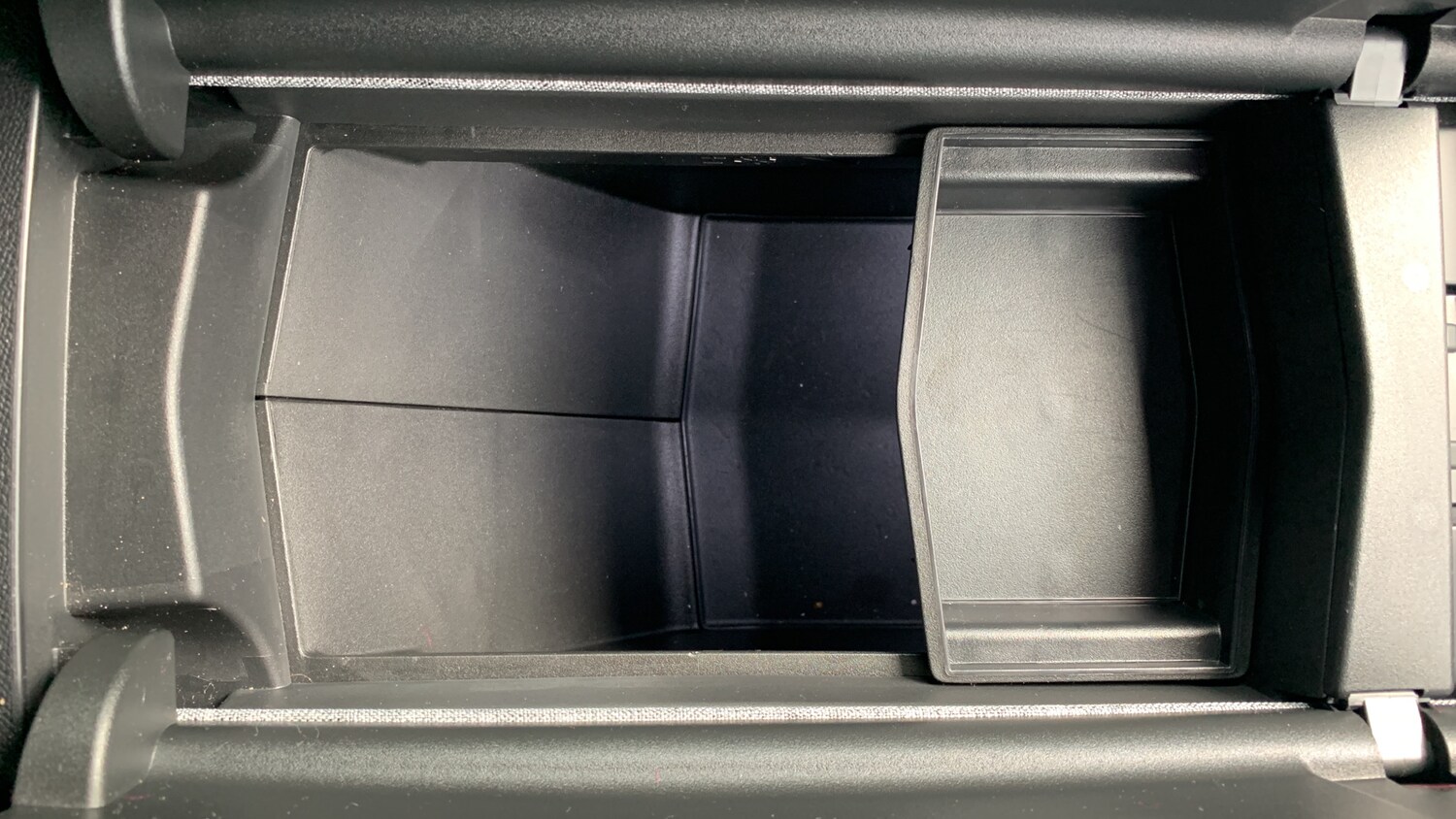 Used Peugeot 3008 2024 for sale - 75840902: Photo 64