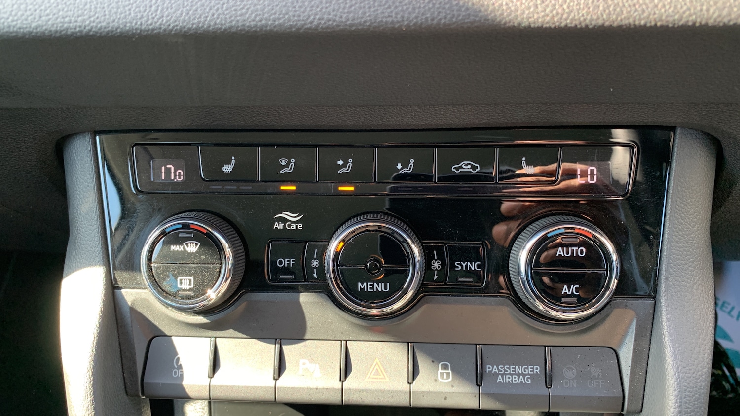 Used Skoda Karoq 2024 for sale - 75942596: Photo 60