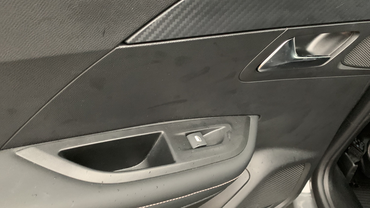 Used Peugeot 2008 2024 for sale - 76729997: Photo 41