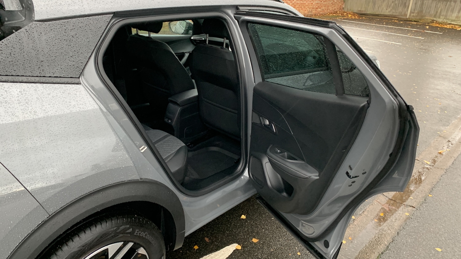 Used Peugeot 2008 2024 for sale - 76729997: Photo 50