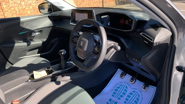 Used Peugeot 208 2023 for sale - 76327636: Photo 11