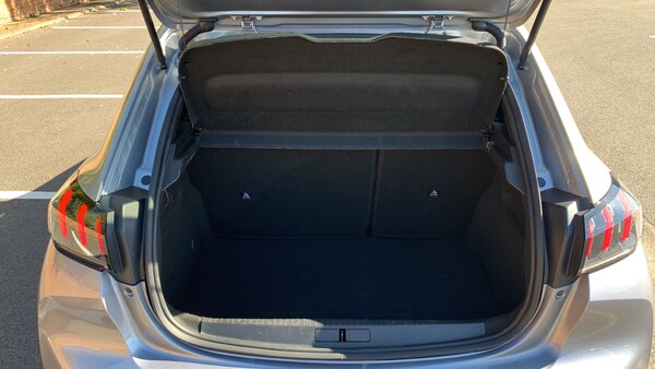 Used Peugeot 208 2023 for sale - 76327636: Photo 19
