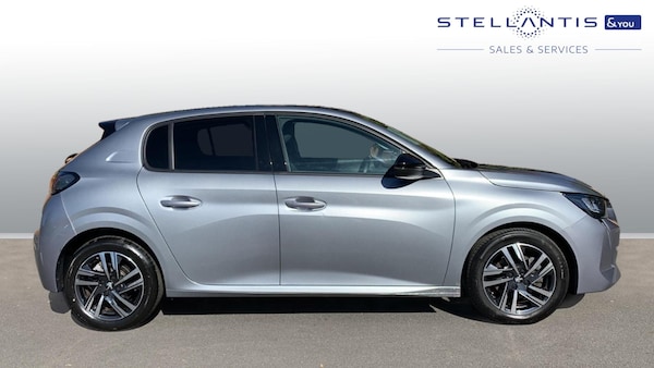 Used Peugeot 208 2023 for sale - 76327636: Photo 2