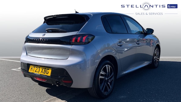 Used Peugeot 208 2023 for sale - 76327636: Photo 3