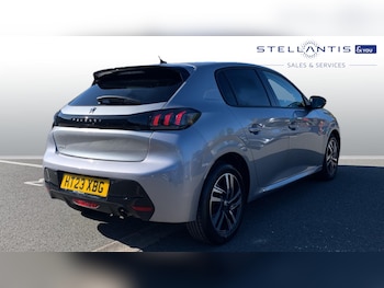 Used Peugeot 208 2023 for sale - 76327636: Photo 3