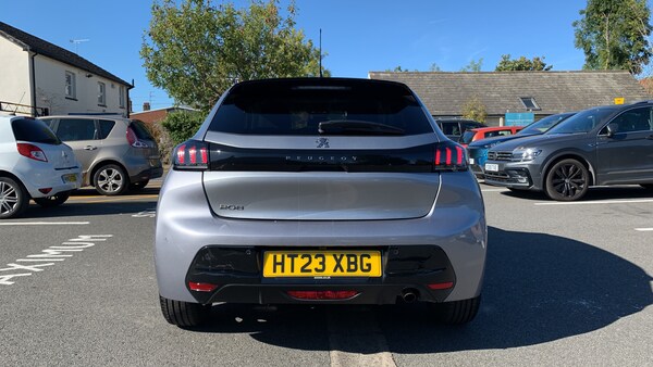 Used Peugeot 208 2023 for sale - 76327636: Photo 9