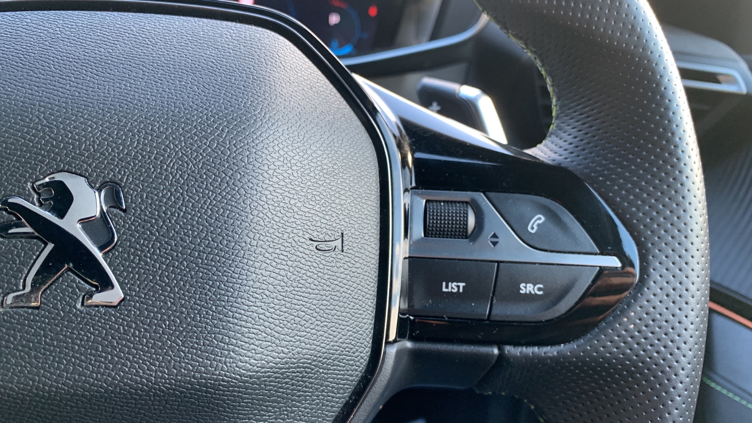 Used Peugeot 2008 2023 for sale - 76338283: Photo 24