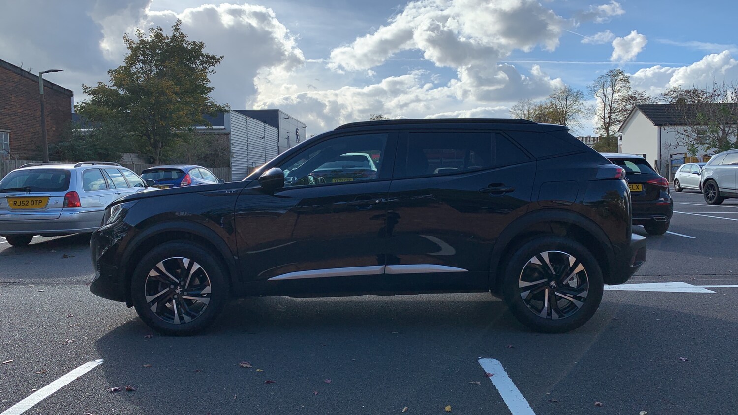 Used Peugeot 2008 2023 for sale - 76338283: Photo 6