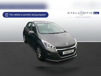 Used Peugeot 208 2018 for sale - 77441962: Photo