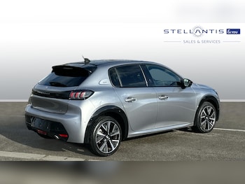 Used Peugeot 208 2021 for sale - 78336058: Photo