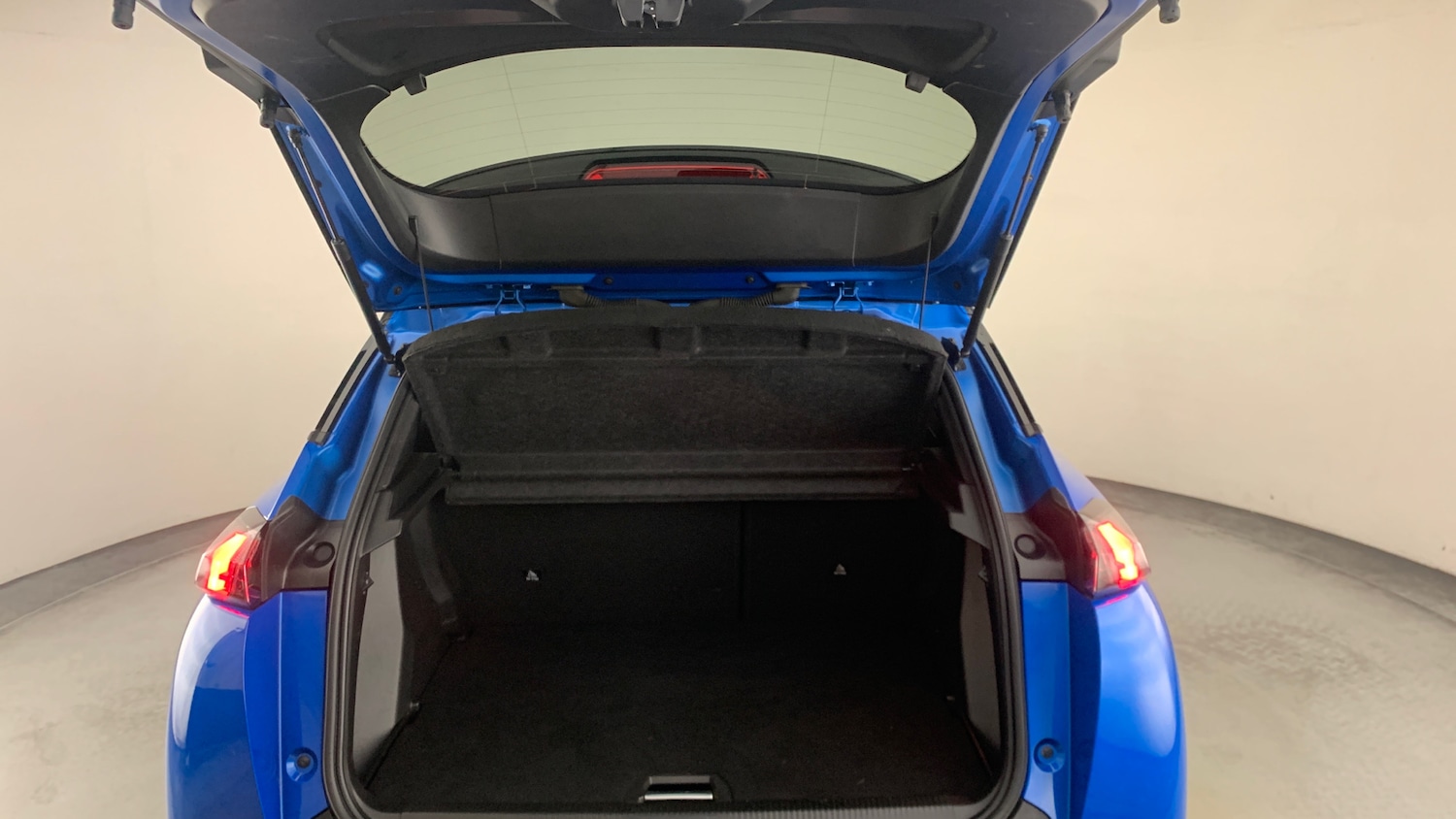 Used Peugeot 2008 2022 for sale - 77457174: Photo 5