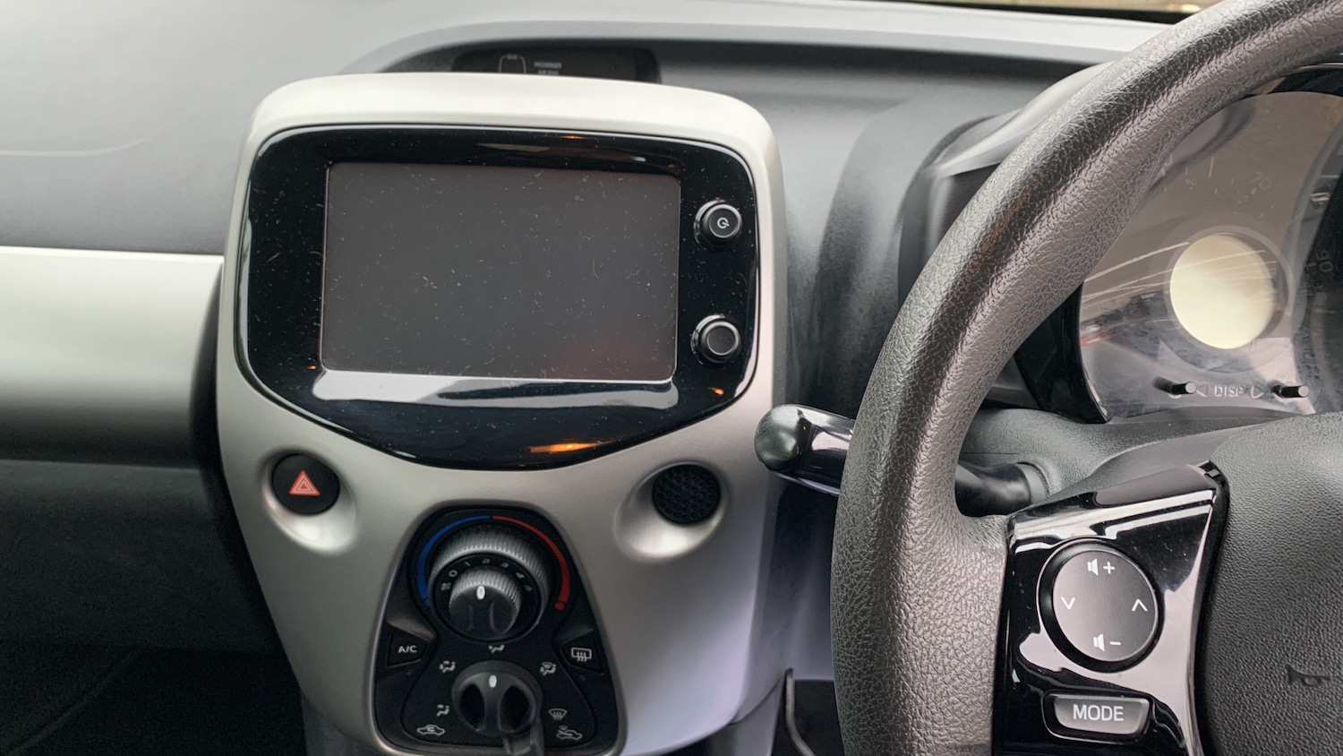 Used Peugeot 108 2016 for sale - 77613606: Photo 10