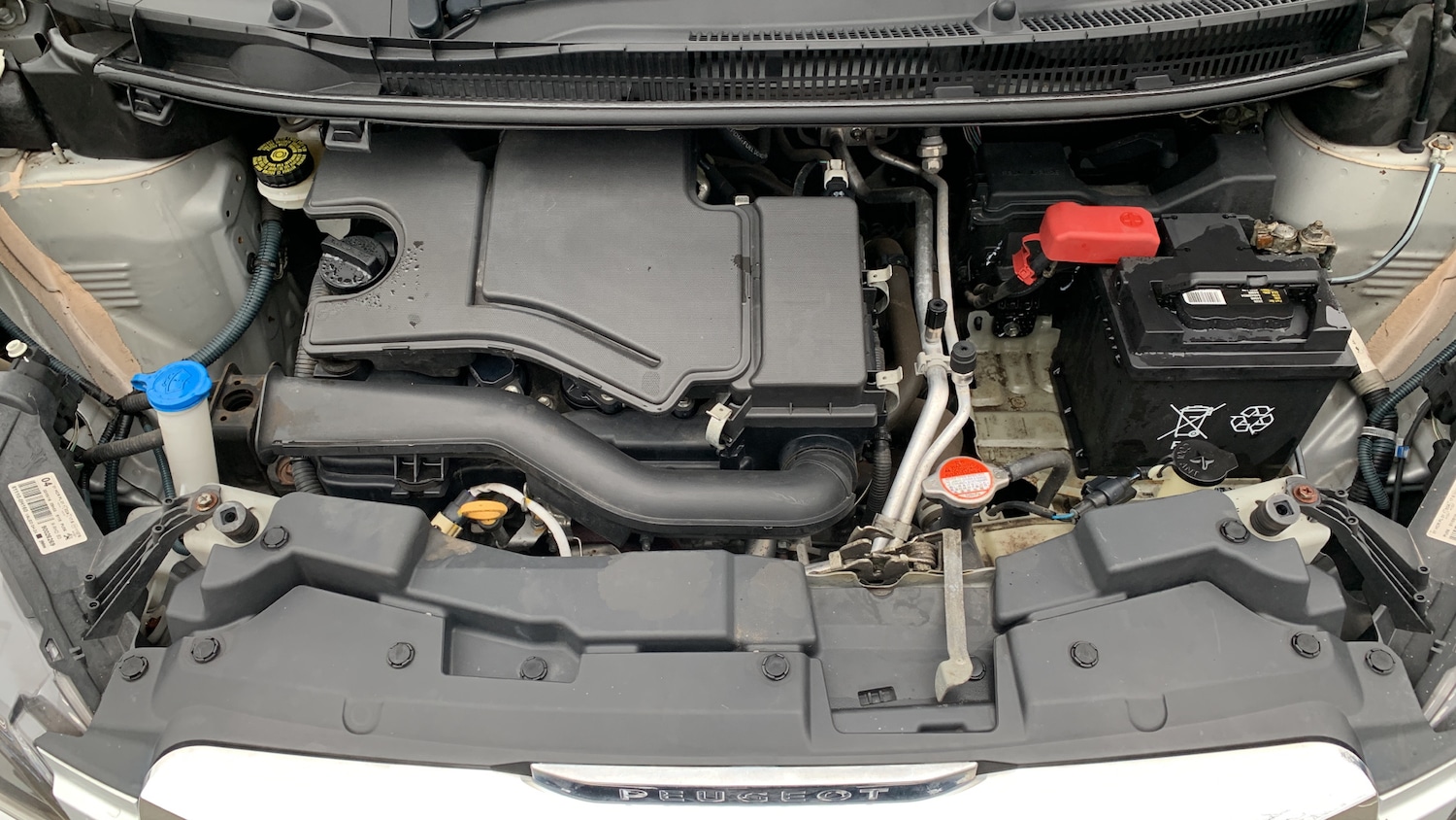 Used Peugeot 108 2016 for sale - 77613606: Photo 18