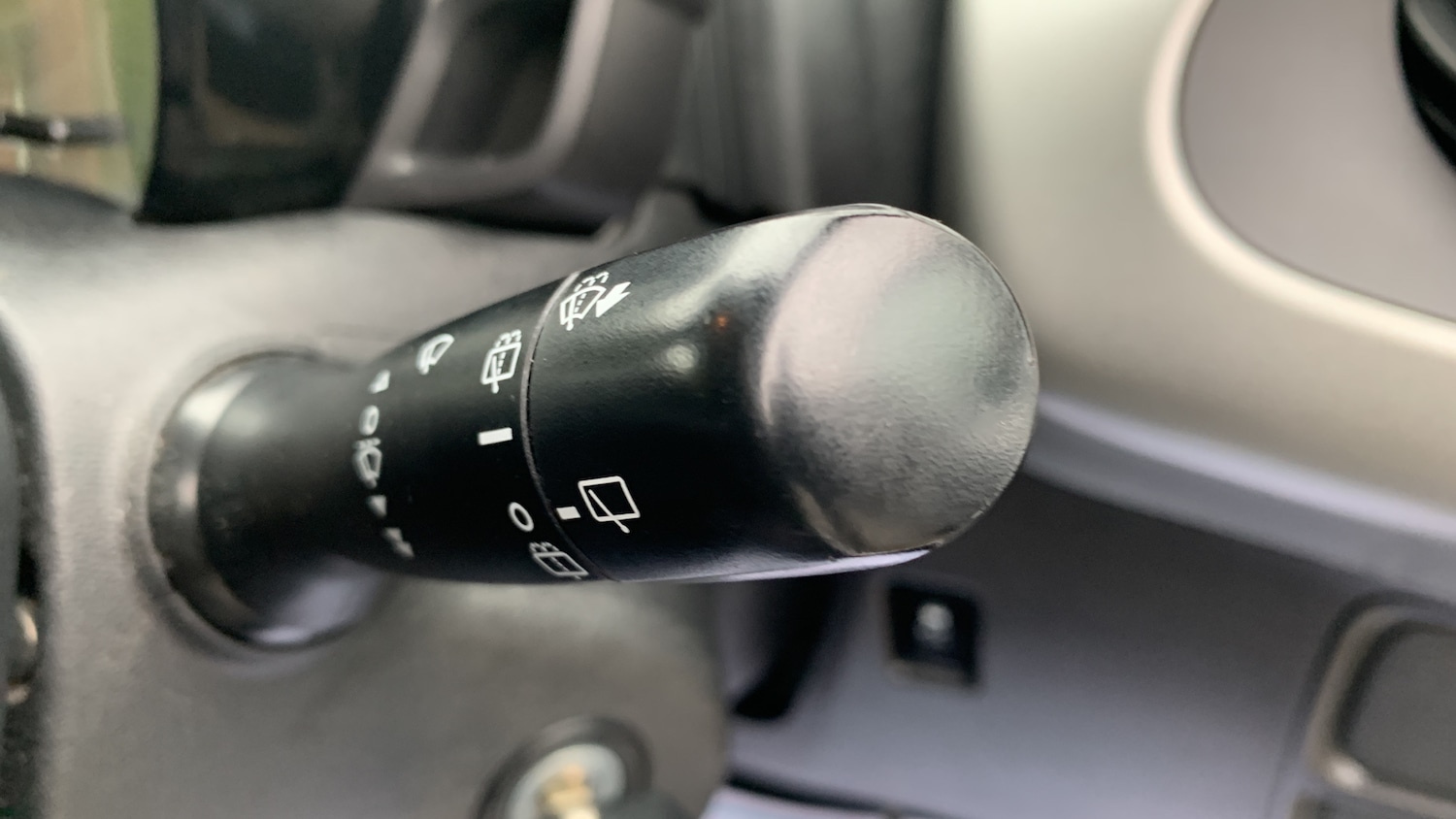 Used Peugeot 108 2016 for sale - 77613606: Photo 28