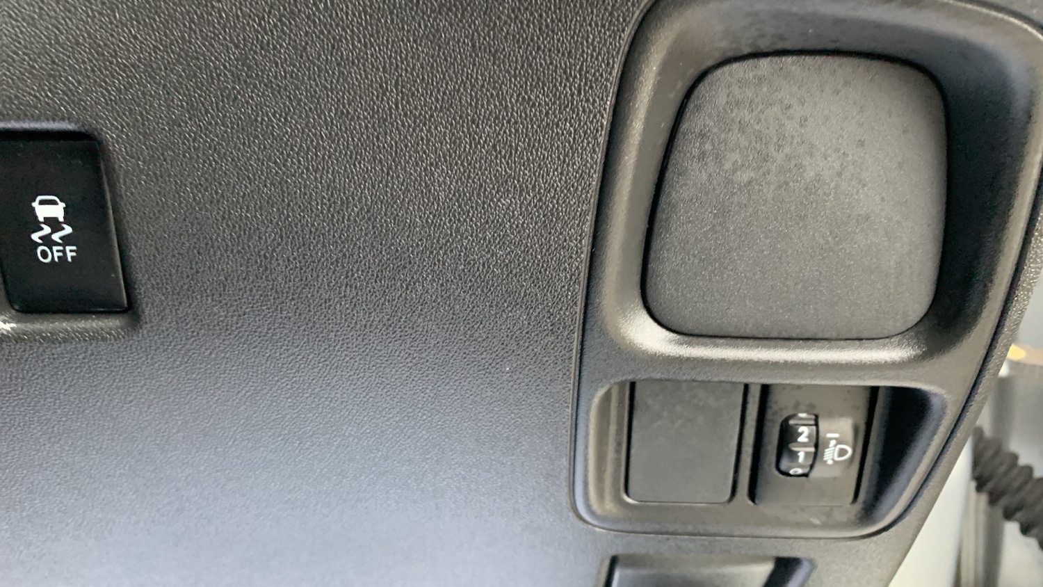 Used Peugeot 108 2016 for sale - 77613606: Photo 34